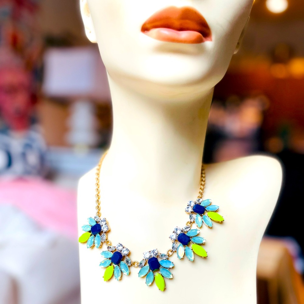 Womens JCrew chunky statement necklace